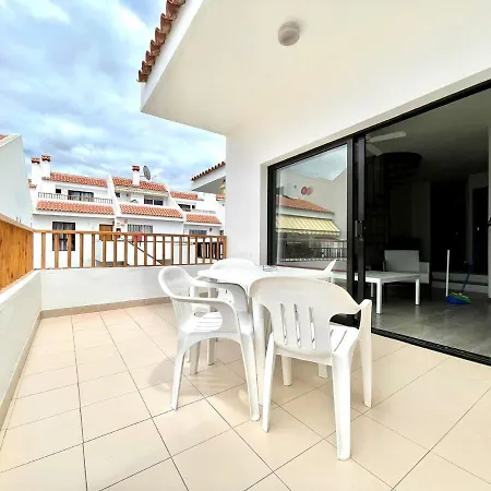 Two Bedrooms, Wifi, Pool, Close To The Beach In Los Cristianos Appartamento *
