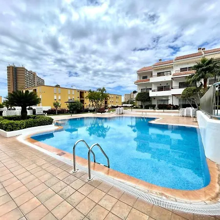 Two Bedrooms, Wifi, Pool, Close To The Beach In Los Cristianos *