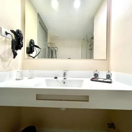Two Bedrooms, Wifi, Pool, Close To The Beach In Los Cristianos Appartamento *