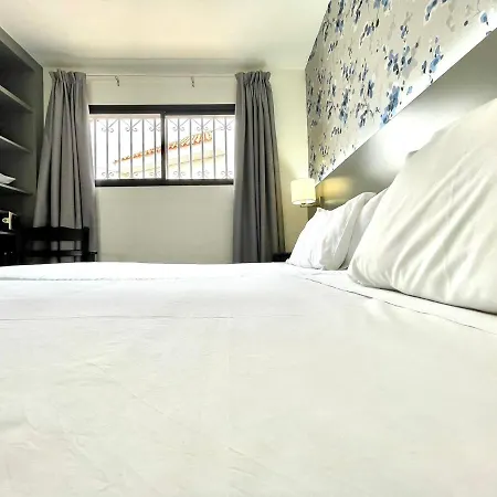 Appartamento Two Bedrooms, Wifi, Pool, Close To The Beach In Los Cristianos
