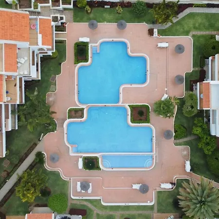 Two Bedrooms, Wifi, Pool, Close To The Beach In Los Cristianos *