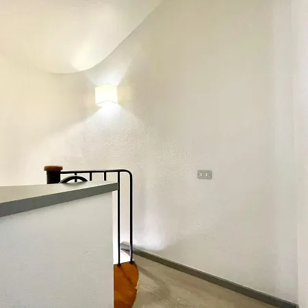 Two Bedrooms, Wifi, Pool, Close To The Beach In Los Cristianos *