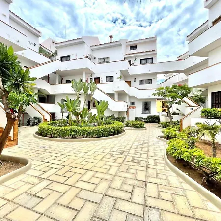 Two Bedrooms, Wifi, Pool, Close To The Beach In Los Cristianos Apartment Los Cristianos (Tenerife)